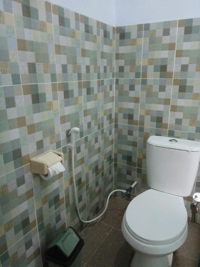 Sentul Hostel Kuta  エクステリア 写真