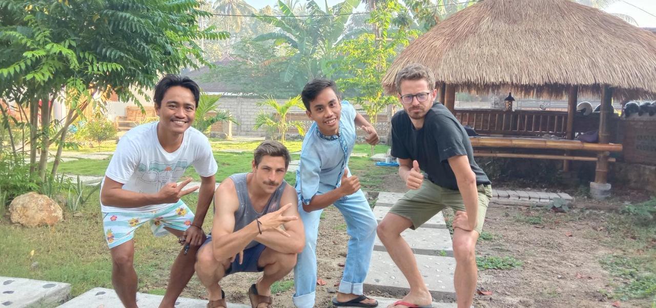 Sentul Hostel Kuta  エクステリア 写真